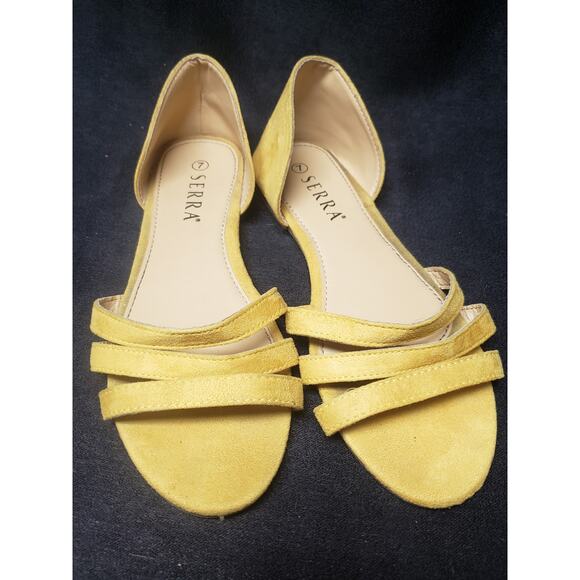 SERRA Yellow Sleek Strappy Suede Flat Closed Back Sandals | Size 7 - Picture 7 of 8